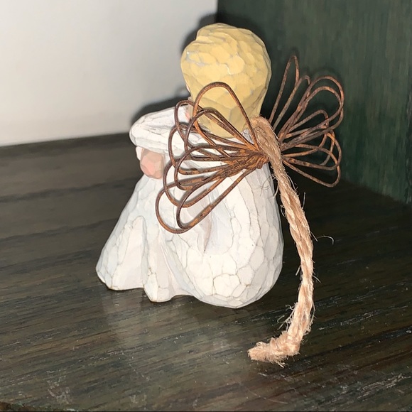 Vintage Willow Tree Angel of Patience Ornament - Picture 6 of 10